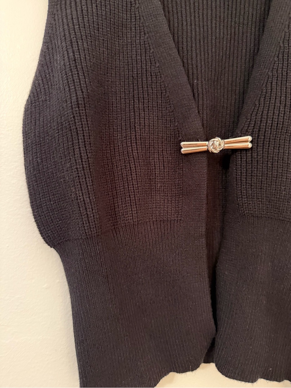 Commense Sweater - Picture 2 of 3